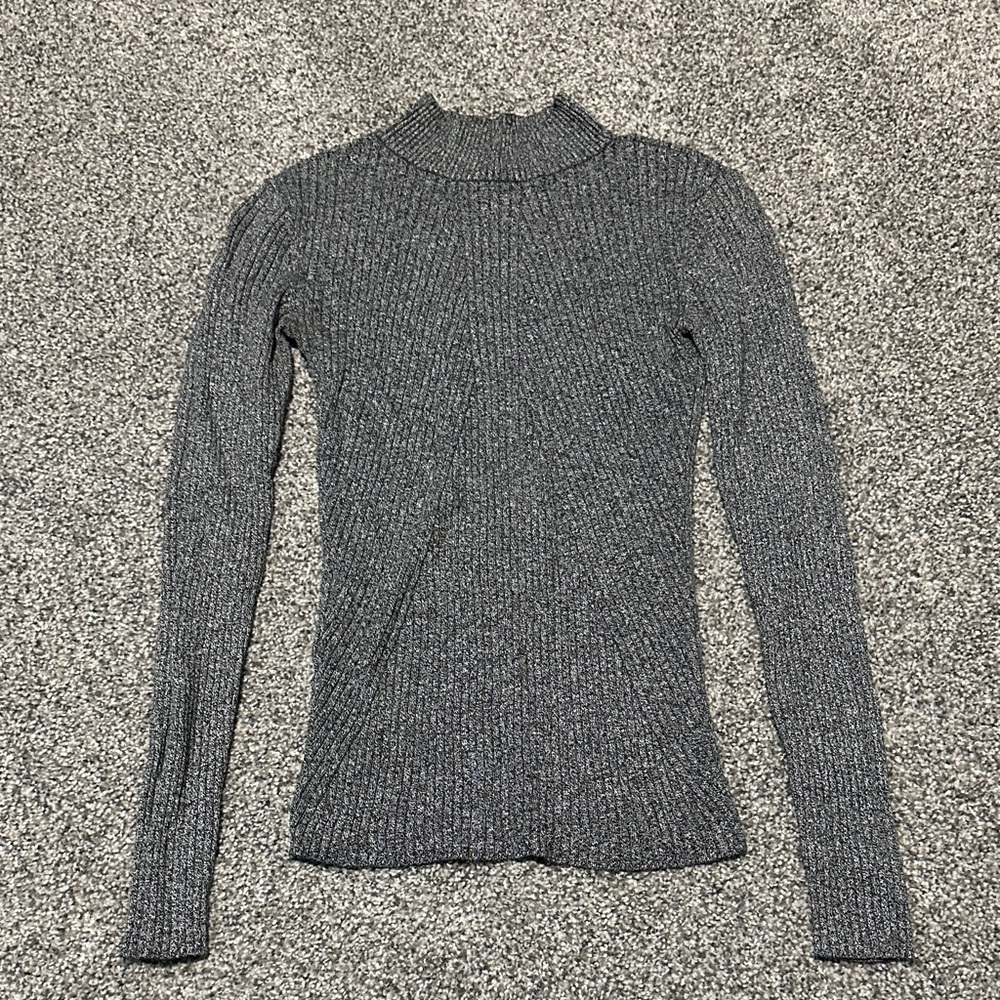 H&M Gray Turtleneck Sweater